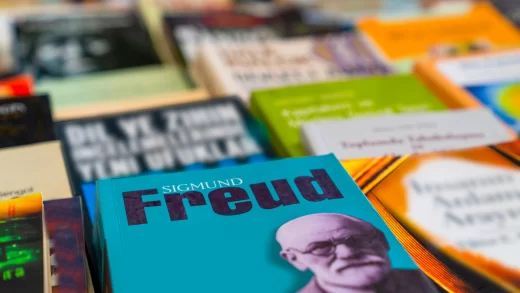 Foto-referente-Livros-de-Sigmund-Freud