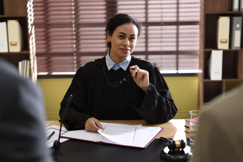 foto-referente-quanto-custa-uma-faculdade-de-direito-2